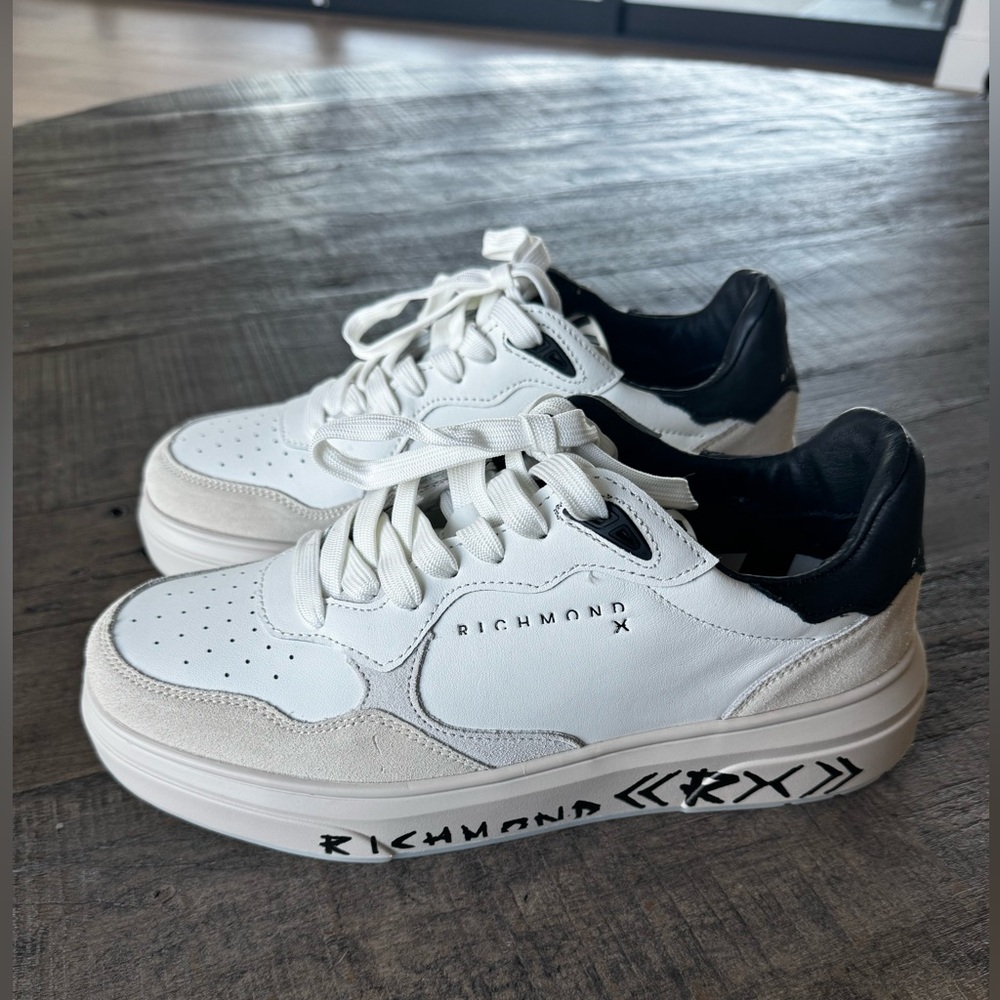 Brand New Richmond shoes